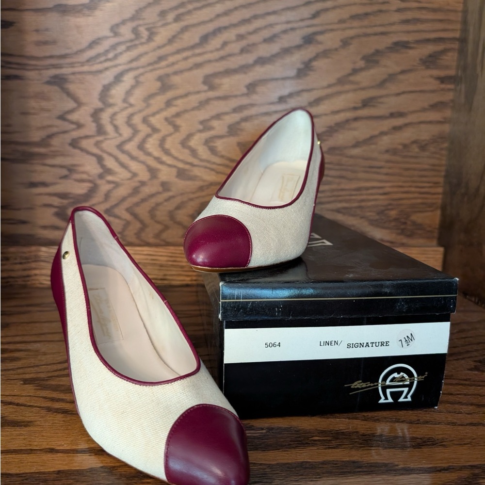 Vintage Etienne Aigner Burgundy & Cream Pumps